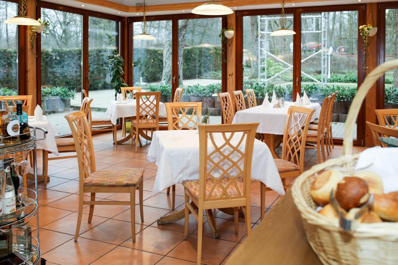 Villa Waldeck Епинген Екстериор снимка